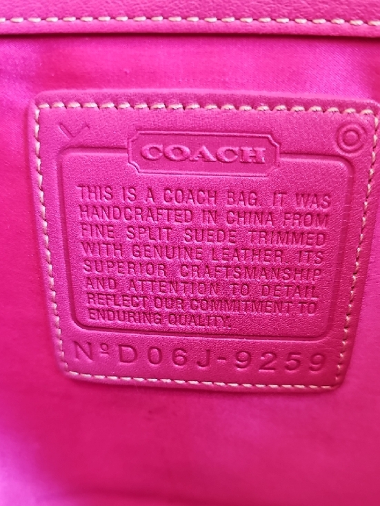 Coach Vintage 06 Limited Edition "Poppies for Peace" Suede Tote Pink/Multi - Picture 5 of 14